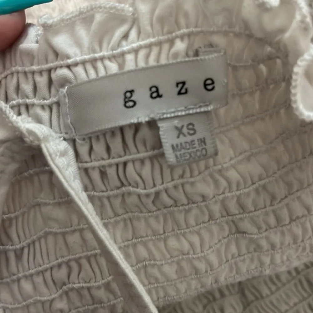 Gaze Ruffled Crop Top - Picture 3 of 3